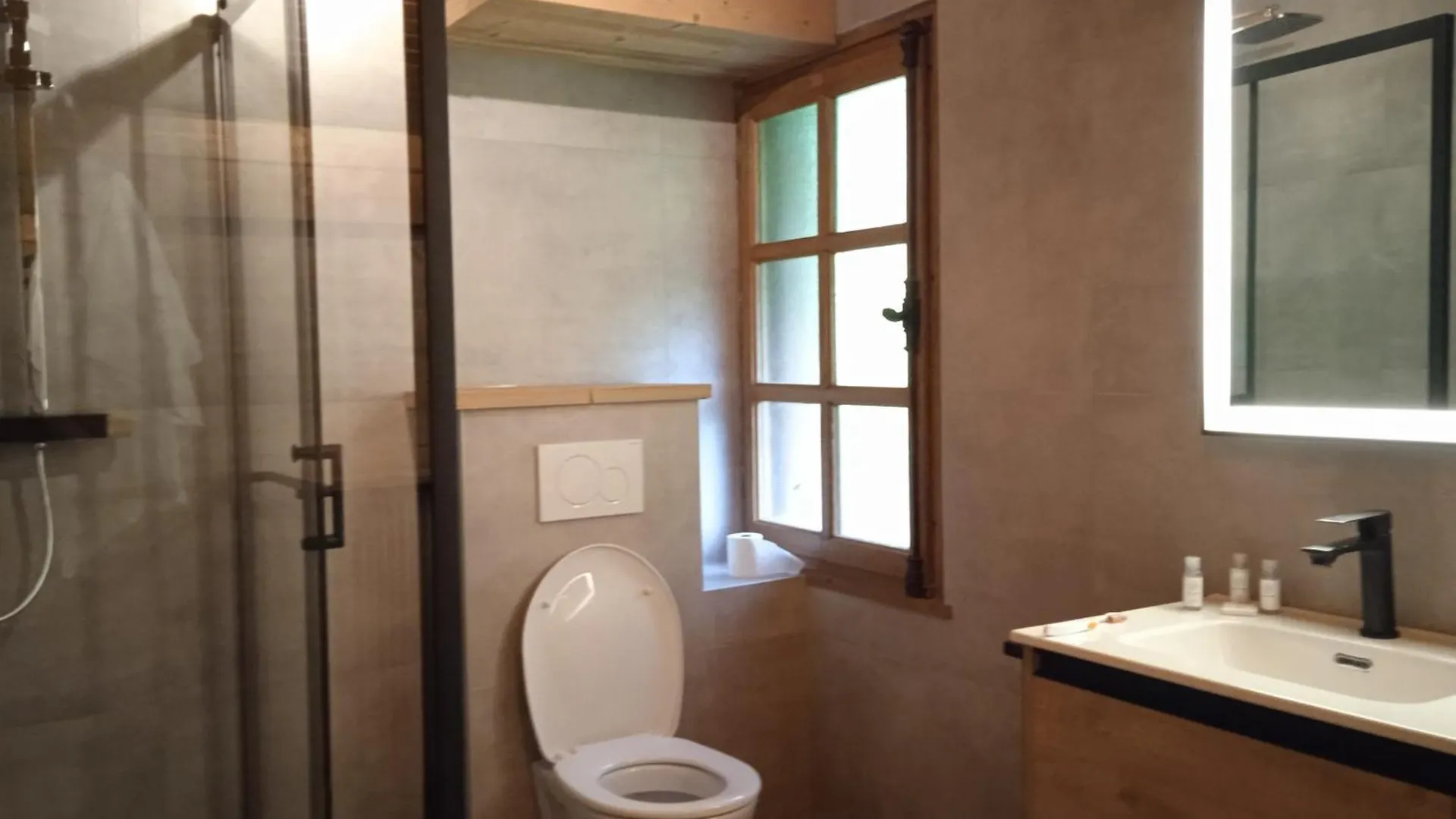 Cottage T7 With Garden On The Snow Front 메게브 0*,  프랑스